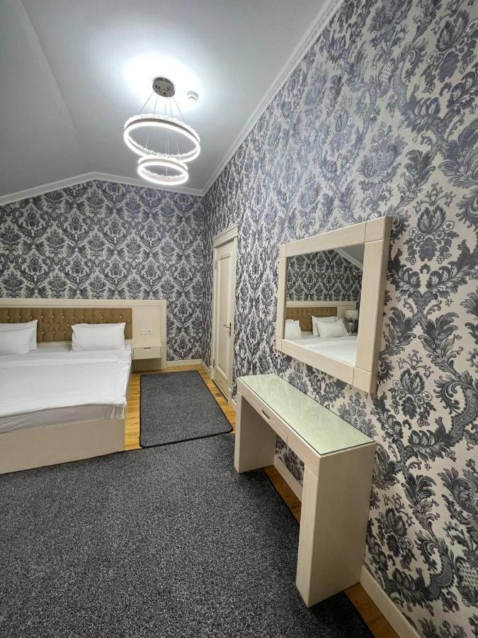 Hotel Afrosiyob Qarshi Buitenkant foto