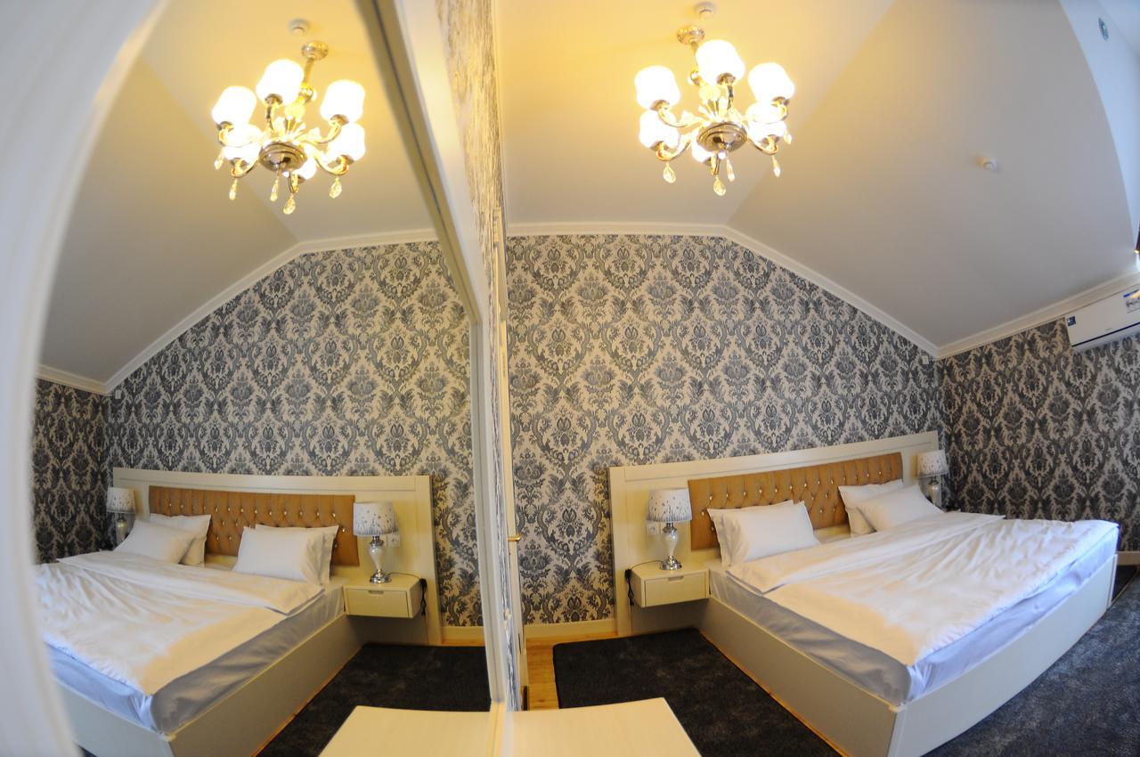 Hotel Afrosiyob Qarshi Buitenkant foto