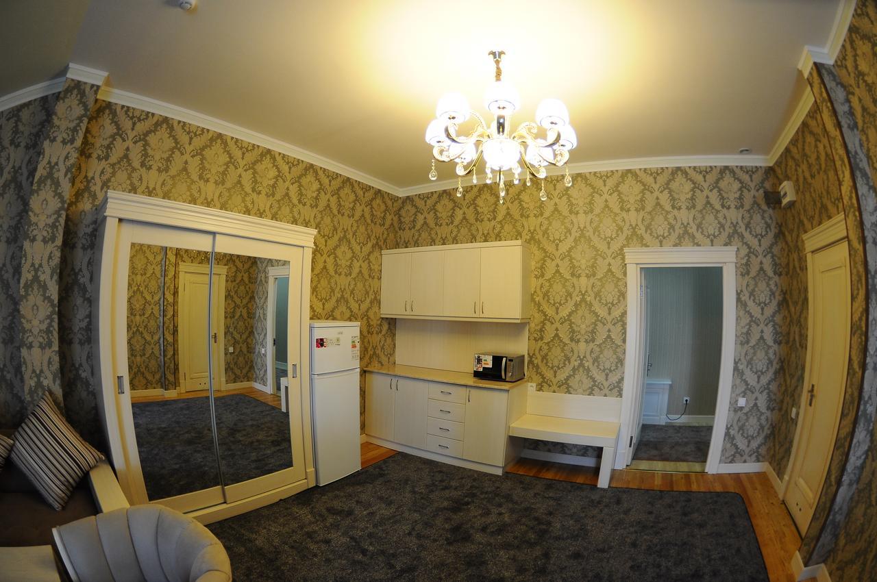 Hotel Afrosiyob Qarshi Buitenkant foto