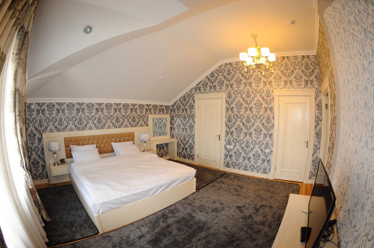 Hotel Afrosiyob Qarshi Buitenkant foto